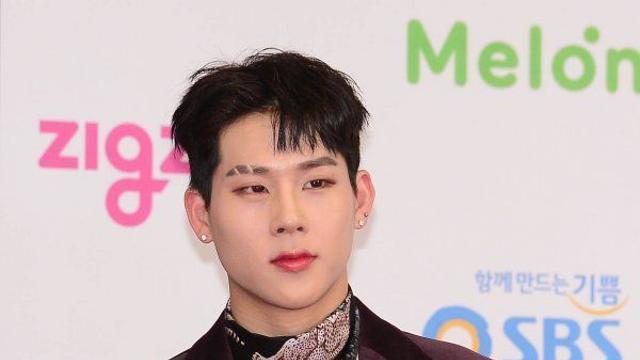 몬스타엑스 주헌, 팬들에 손편지 “24일 군 입대…이 시간은 우리의 쉼표”