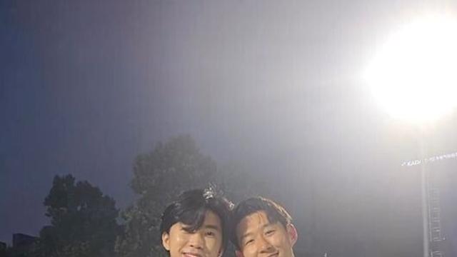 임영웅X손흥민, 슈퍼스타들의 만남…이건 귀하네