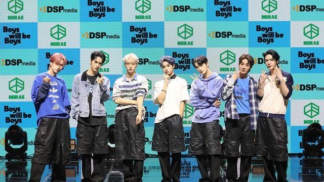 더 큰 함성 듣게끔…미래소년, 이준혁 공백 채울 에너지종합