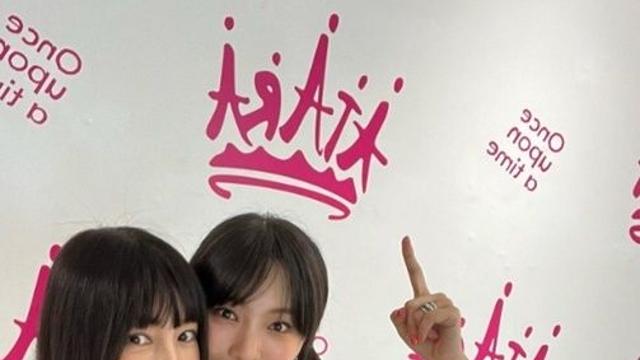 60세 황신혜, 딸 이진이와 자매라 해도 믿겠네…최초로 공개한 딸의 미모