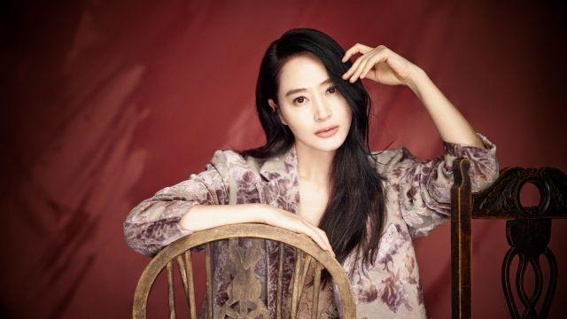 김혜수, 수중에서 마음을 표현하다 인터뷰
