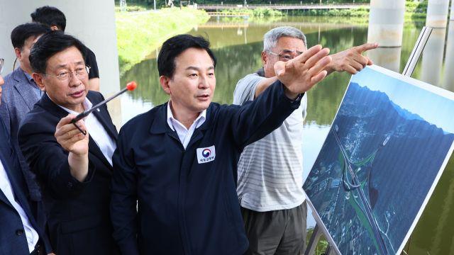 양평 찾은 원희룡 특정인 특혜 그러면 장관이 콩밥 먹어야 한다