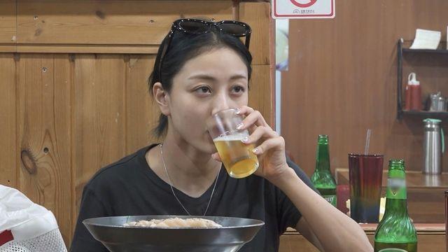 나혼자산다 지효, 혼밥 레벨 높네…홀로 낮술까지 만끽
