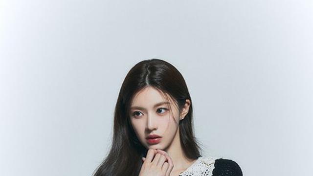 무빙 고윤정 류승룡, 첫 만남서 꽃다발 선물…스윗하시더라 인터뷰①