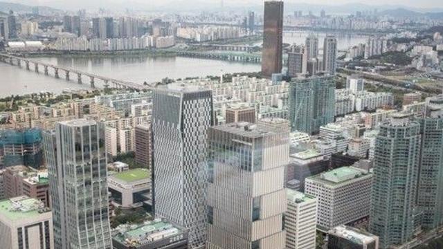 증선위, NH투자·KB증권에 과징금…거래소 직원 4명에는 과태료