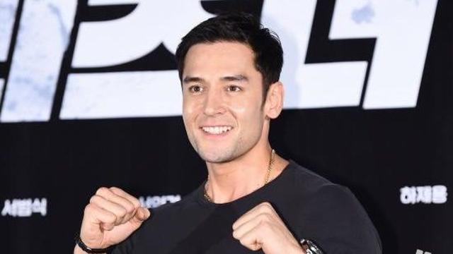 줄리엔강, 내년 5월 결혼…사회는 윤형빈, ♥제이제이 신혼집 보는 중 종합