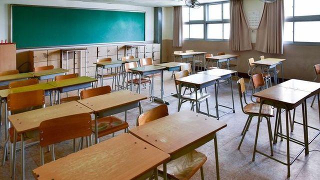1일부터 수업방해 학생 퇴실조치…휴대전화 압수도 허용