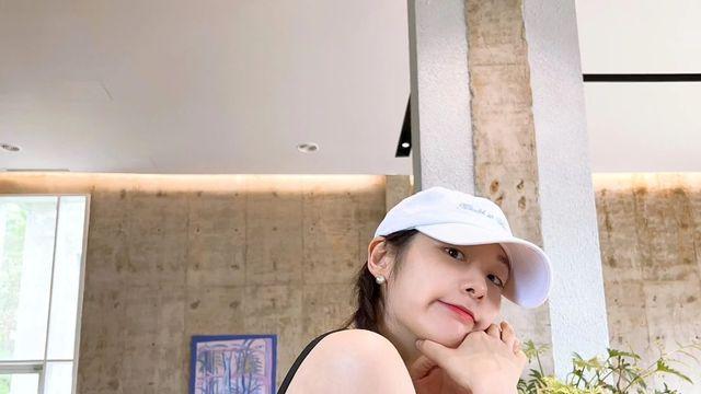 김연아, 두 눈 빼꼼 귀여운 셀카…매력 넘친 근황