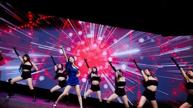 권은비, 국내외 축제·행사 섭외 0순위 러브콜 폭주…페스티벌 여신 전성시대