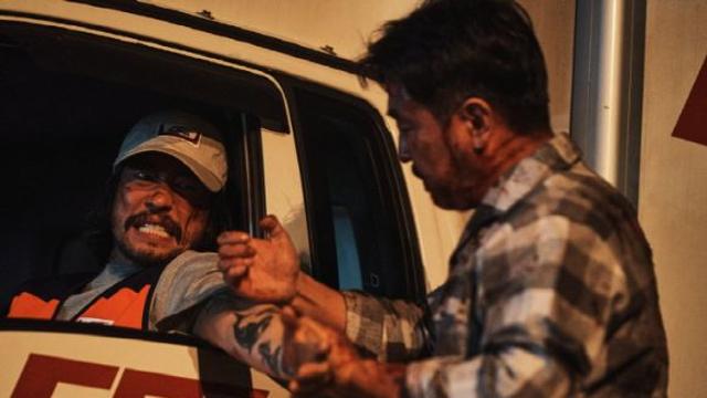 조인성·한효주 키스신, 크리스마스에…무빙 명장면에 숨은 연출의도