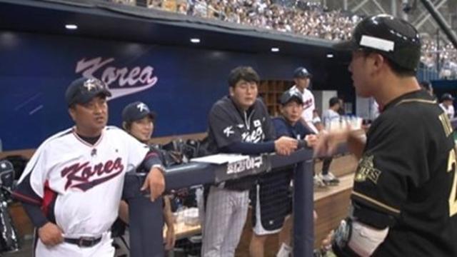 이택근vs이영복 신경전…3루 근처에서 벌어진 은밀한 설전 최강야구