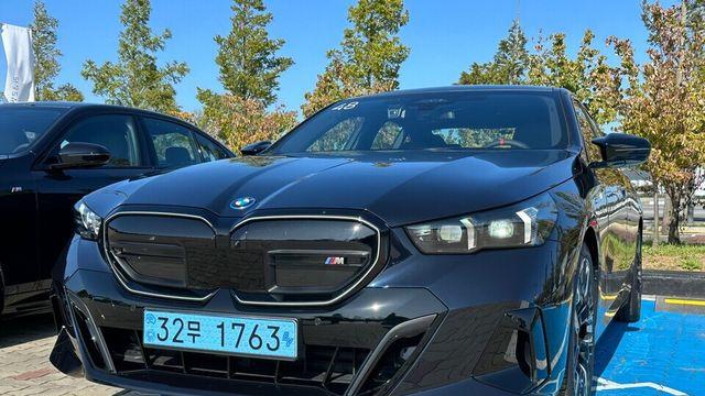 벤츠 EQE보다 멋진데 BMW 고성능 M 전기 세단 i5 M60 xDrive