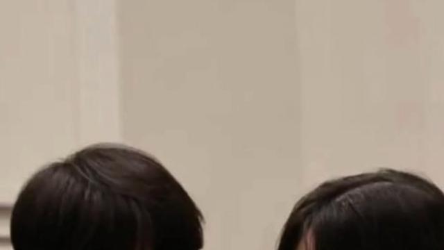 송중기, ♥케이티와 여동생 결혼식 참석 포착…마스크 벗은 모습 보니 이야