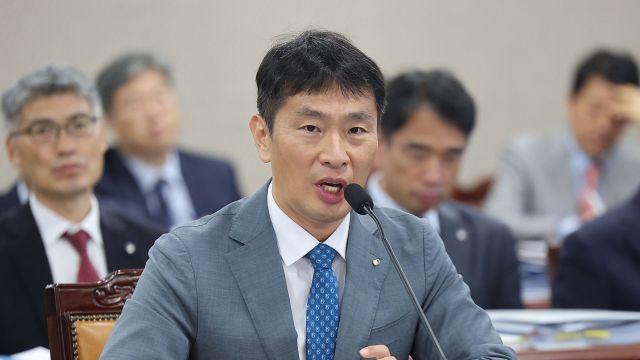野 검찰보다 센 금감원 계좌추적 통제해야…이복현 더 들여다봐야