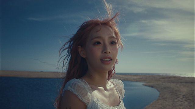 이대로 세상이 망해도…솔로 첫발 내딛은 츄, 처연히 외친 하울 쥬크박스