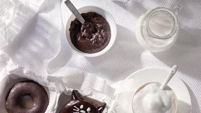 스트레스 받고 우울할 때.. 먹으면 기분 좋아지는 ‘행복 부스터’ 음식 7가지