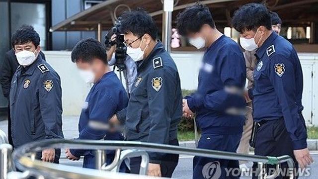 증권소식 영풍제지 100여개 계좌로 주가 12배 올려증권사, 부동산PF 성과급 4년간 8510억원YTN 인수전에 한세실업·유진그룹·문선명 아들 참가 등