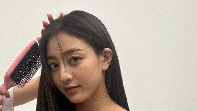 나날이 미모 업그레이드…트와이스 지효, 극강의 팔색조 매력