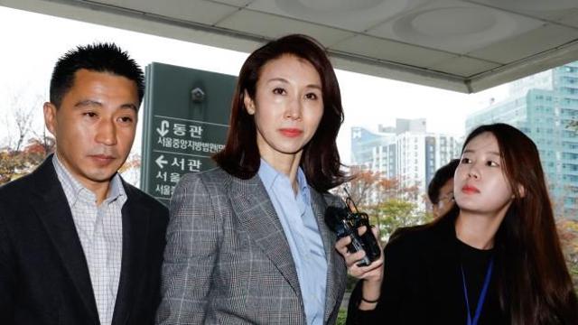 노소영 불륜으로 인한 가정의 가치 지켜져야 vs 최태원 법적 판단으로만 얘기하자