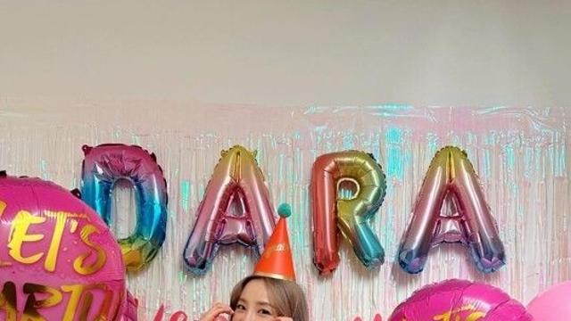 산다라박, 딱 붙는 원피스 입고 슬랜더 몸매 자랑…한줌 허리 눈길