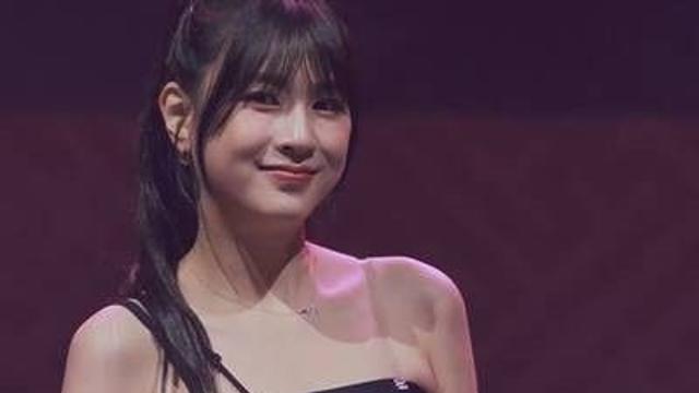 우월한 피지컬 에이핑크 오하영~!!⋯