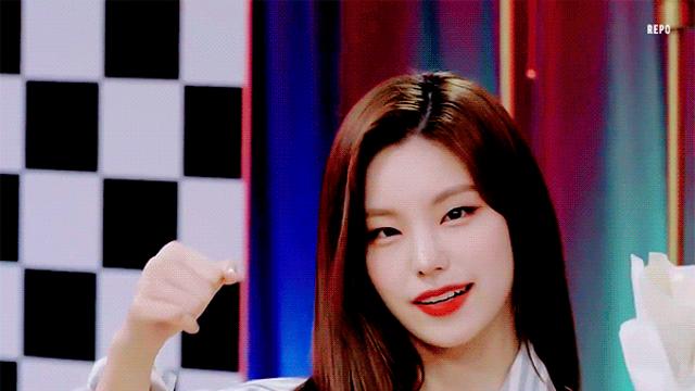 조녜보스 ITZY 예지.wow