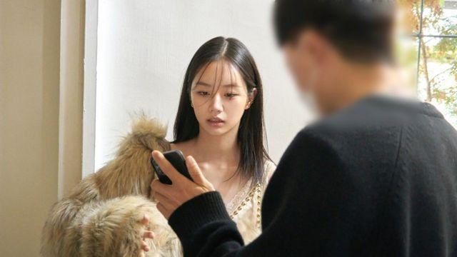 혜리 코스모폴리탄 화보 촬영 현장⋯