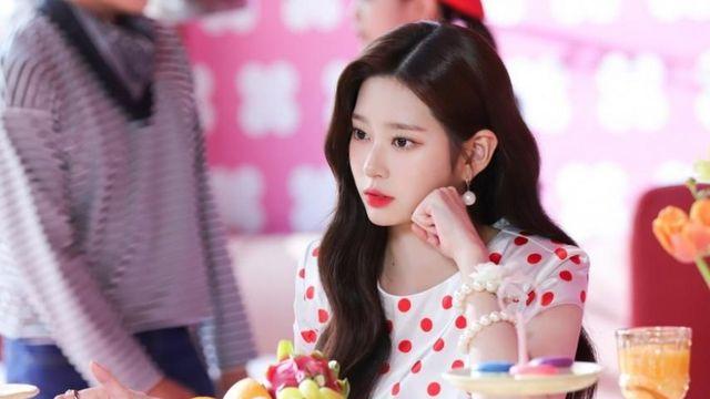 [배우] 김민주:)