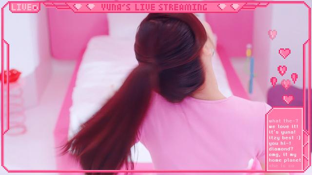 Itzy 핑크 유나⋯!