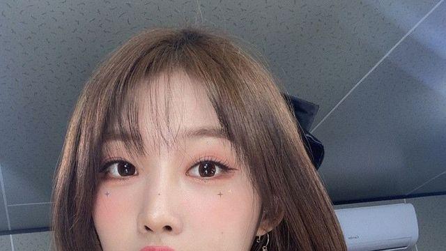EVERGLOW 김시현