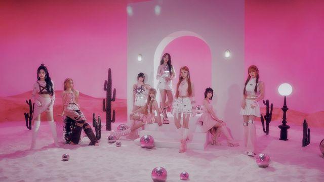유니스, 데뷔 첫 주 활동 성공적…유의미한 기록들