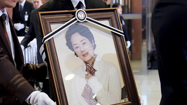 故김영애 7주기, 췌장암에도 빛났던 열정 