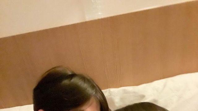여친 뽀뽀짤 터진 03년생 SM 신인 남자아이돌		…