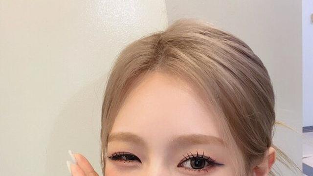 오랜만에 연락하는 친구에게 예의있게 톡하는법..