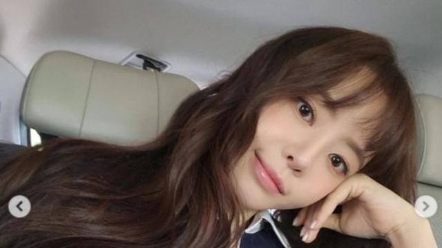 서유리, 이혼 후에도 변치 않는 미모… 미소지으며 '찰칵'