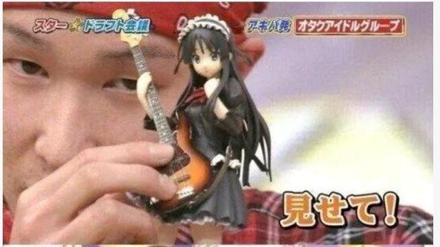 남친이 보는 앞에서 걔 여친에게 키스 박아버림		…