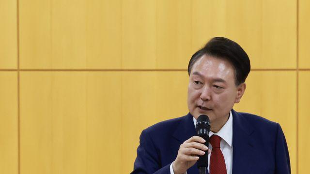 윤 대통령 지지율 21%… 취임 후 역대 최저치