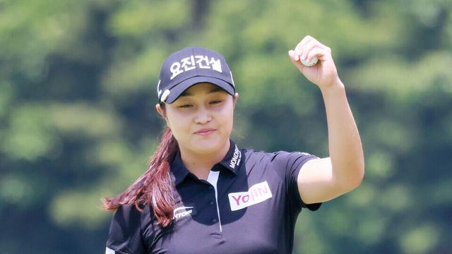 [STN포토]서연정, 멋지게 버디 성공