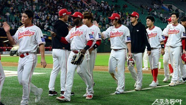 ‘시즌 4번째 매진’ SSG, 2년 연속 100만 관중 청신호…변수는 홈 71G