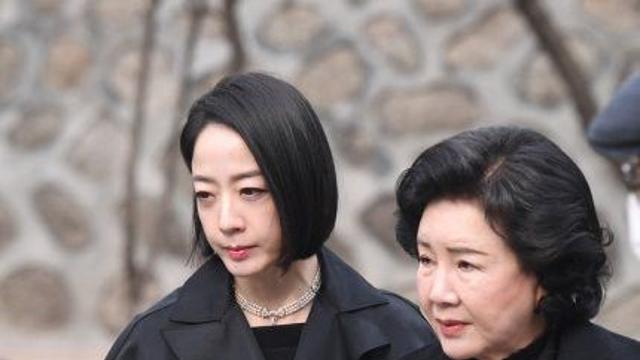 어제자 노현정.jpg		…