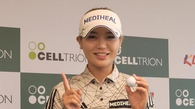 KLPGA '중고 신인' 홍예은, 셀트리온 대회서 짜릿한 첫 홀인원