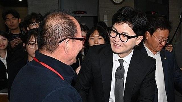 보폭 넓히는 與당권주자들…현안 목소리 높이고 스킨십 확대