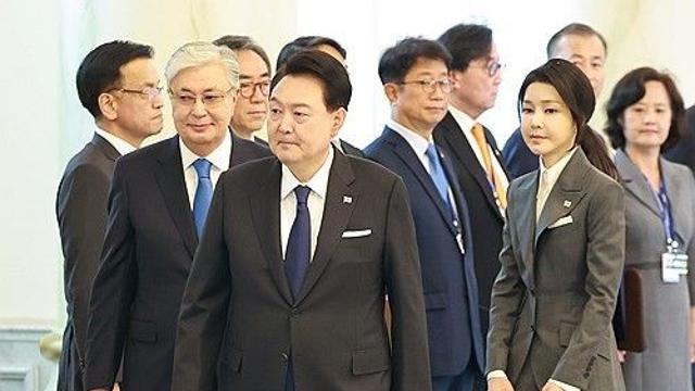 尹대통령 지지율 29%, 2주째 동일…국민의힘 29%·민주 26%[NBS 조사]