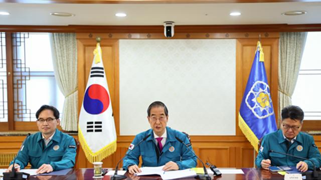 의사들 끝내 집단휴진 감행…정부 “환자들의 눈물어린 호소 외면 말아달라”