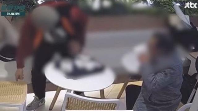 2시간 자리 비워 음료 치웠더니, 돌아온 중년 손님 '너 부모 없냐'며 보상 요구 [어떻게생각하세요]..