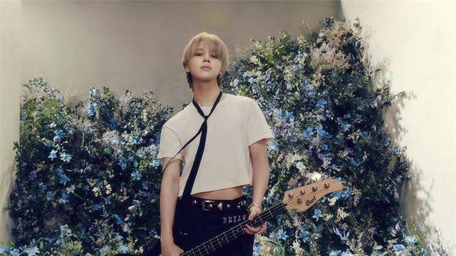 [BTS News] 방탄소년단 지민, K팝 아티스트 인기투표 6월 랭킹 1위→8월 희망 배달부 선정