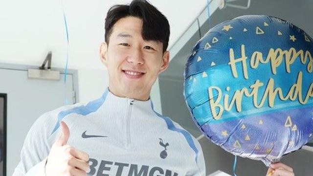 ‘토트넘 넘어 PL, 분데스리가까지’ 생일 축하받으며 복귀한 손흥민, 새 시즌 준비 시작