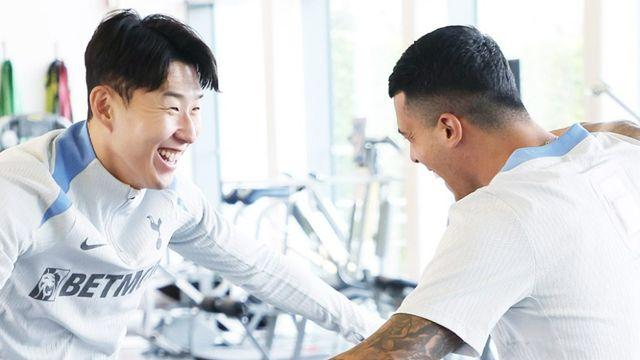 '캡틴이 돌아왔다'…토트넘, 손흥민 복귀에 열렬한 환영