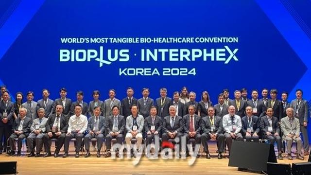 [현장] “바이오 제품 직접 체험해 보세요” 트렌드 메카 ‘BIX 2024’ 개막
