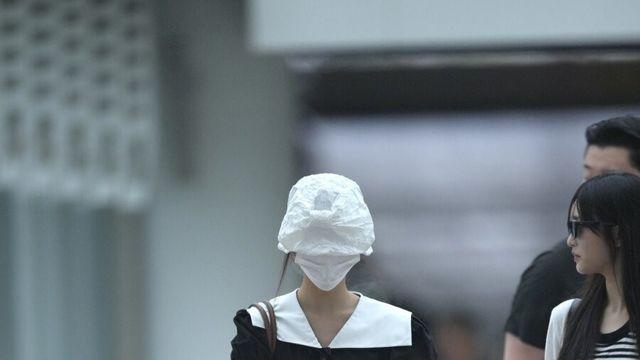오늘자 진짜 난해한 장원영 공항 패션